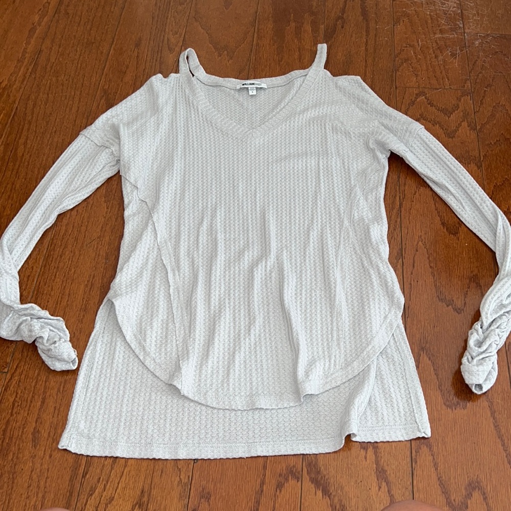 William Rast light gray/blue open shoulder longsleeve